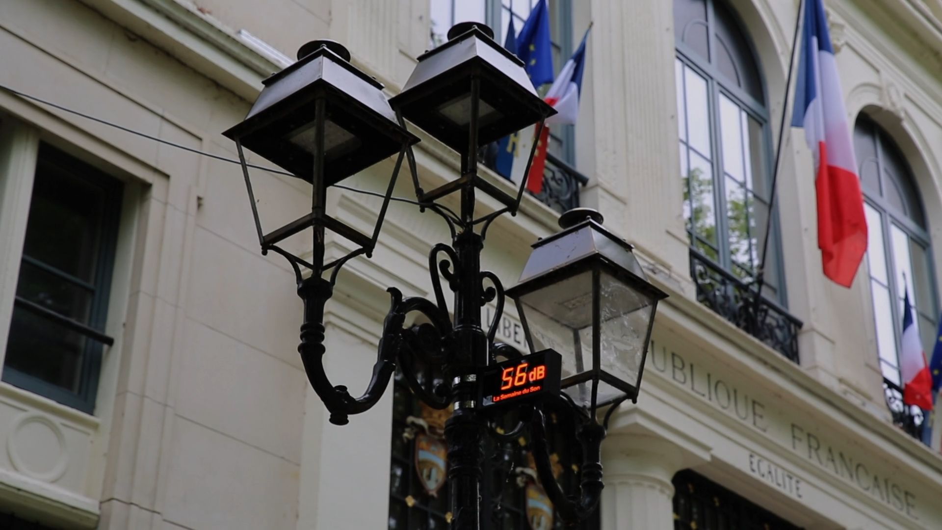 Le premier « décibelateur » installé à la mairie de Courbevoie
